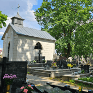 Sprzątanie grobów Tarchomin